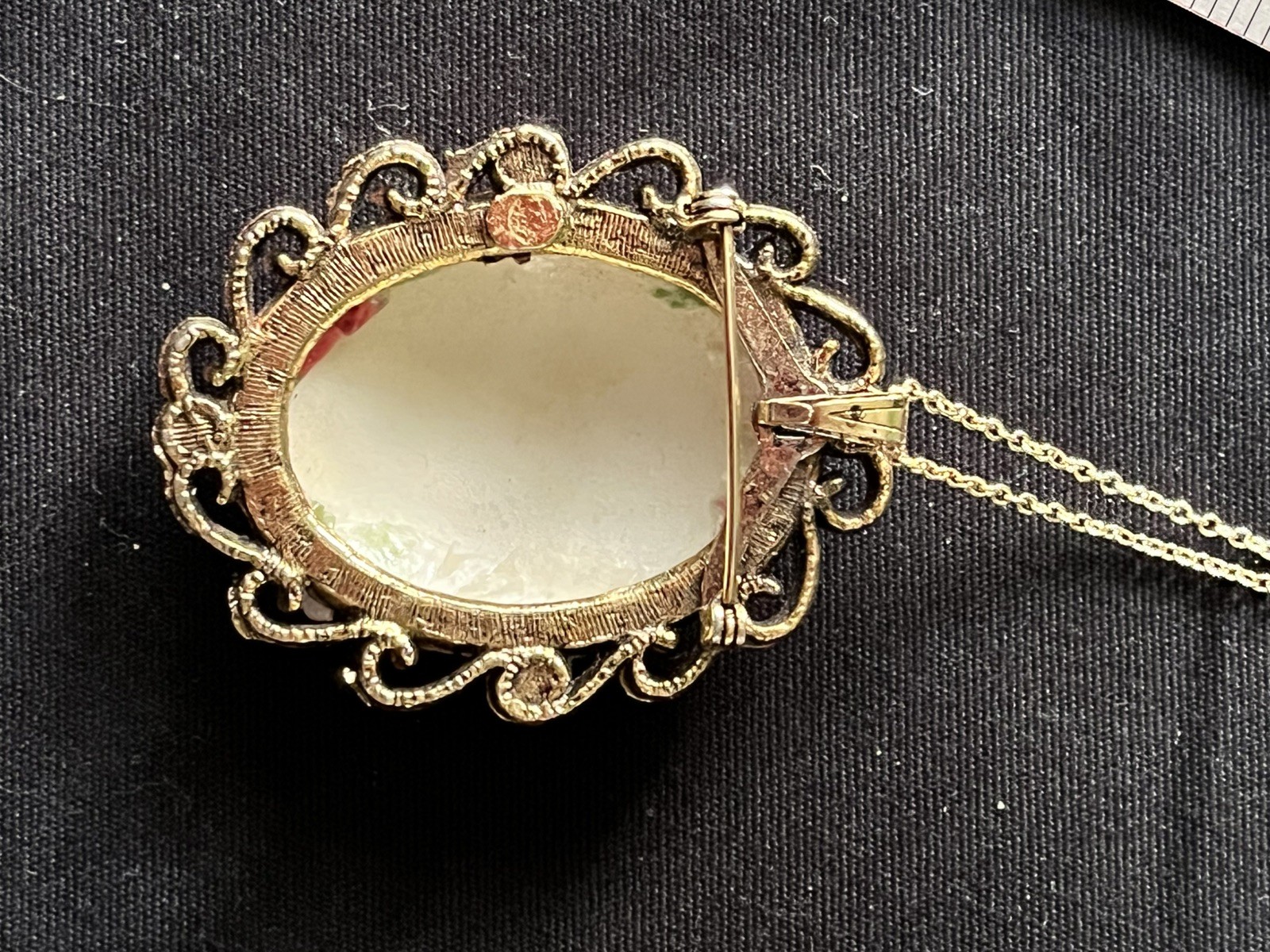 Rare Vintage Hand-Painted Sugared Eggshell Floral Brooch / Pendant 1960s