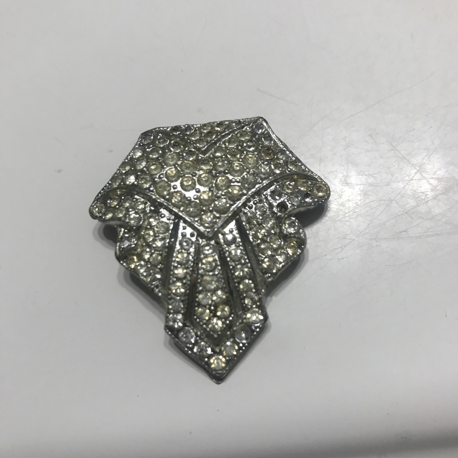 Vintage Rhinestone Dress / Scarf Clip Silver Tone Art Deco.