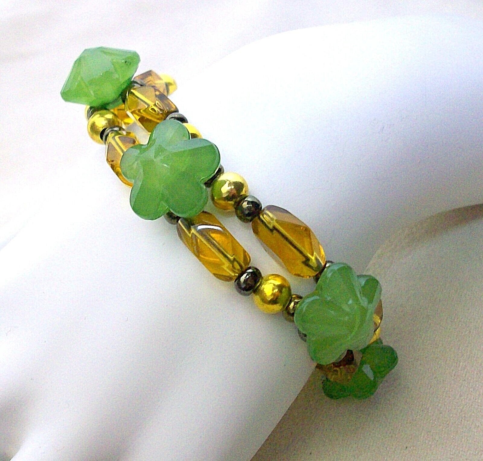 NEW GREEN GOLD BROWN FLOWERS BEADS BRACELET LENGTH 7.5 – 9.5 INCHES