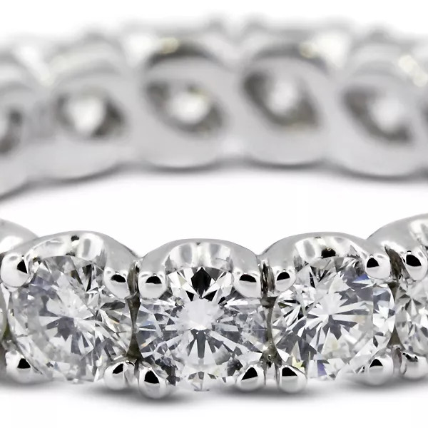 18K Gold Eternity Wedding Ring Classic 3.50 Carat Round Lab-Grown Diamond E VVS2