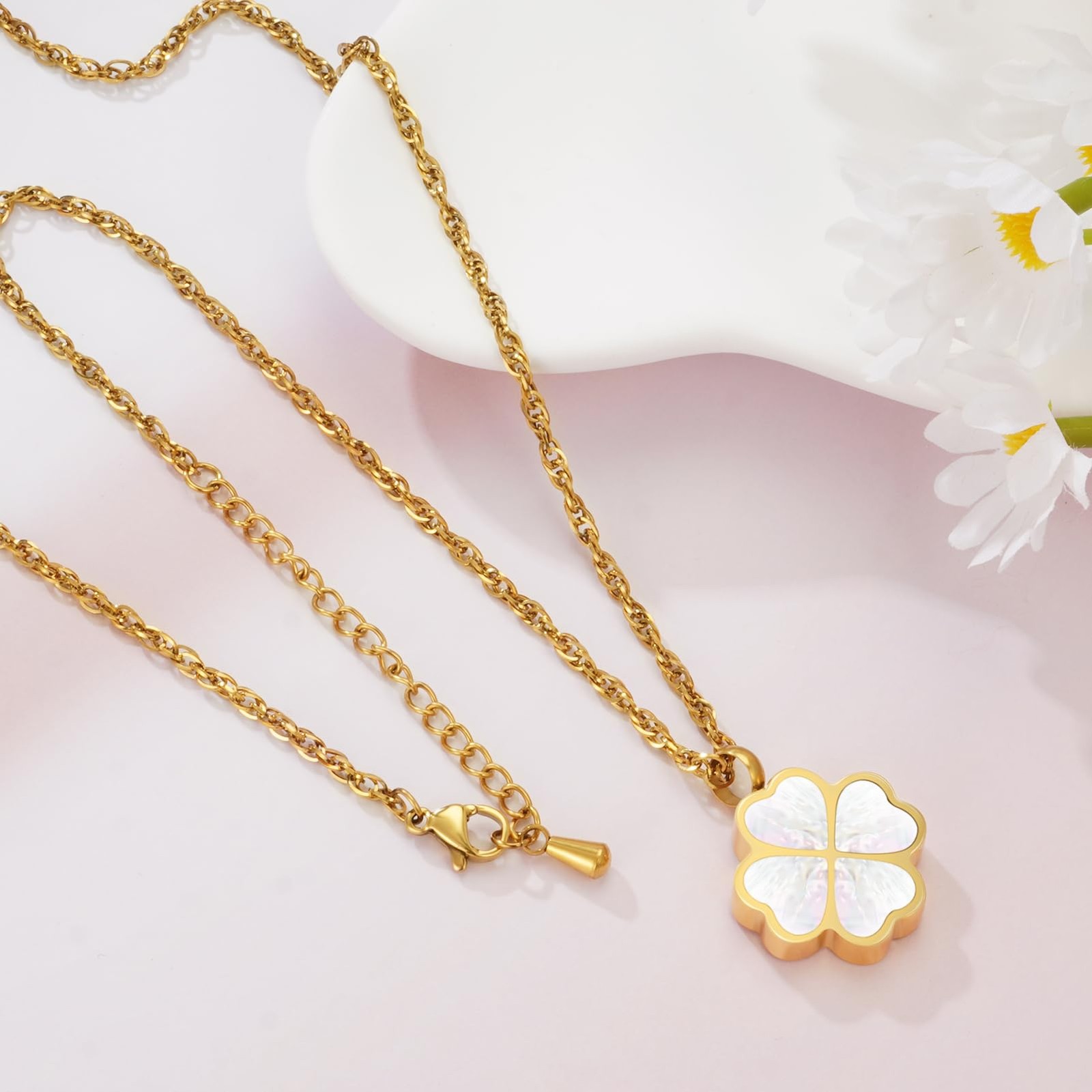 Four Leaf Clover Urn Necklace for Ashes for Women Memorial Cremation Jewelry …