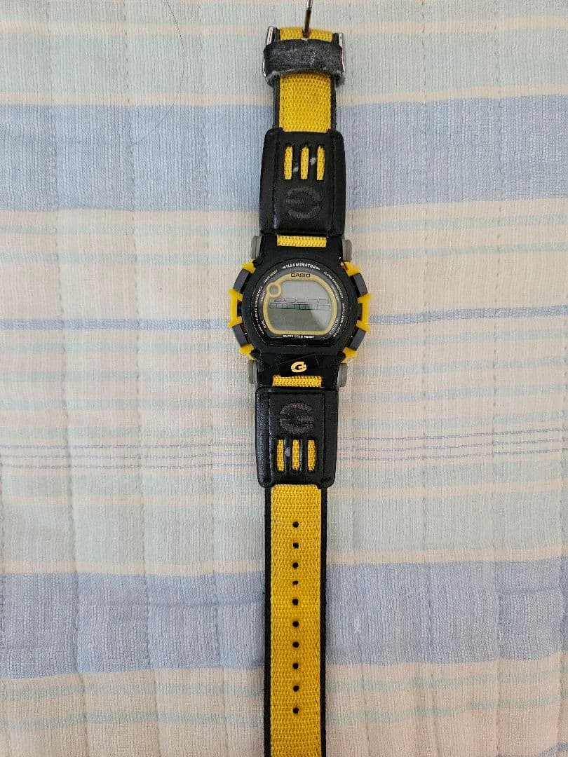 CASIO G SHOCK DW 003 Yellow Black Watch