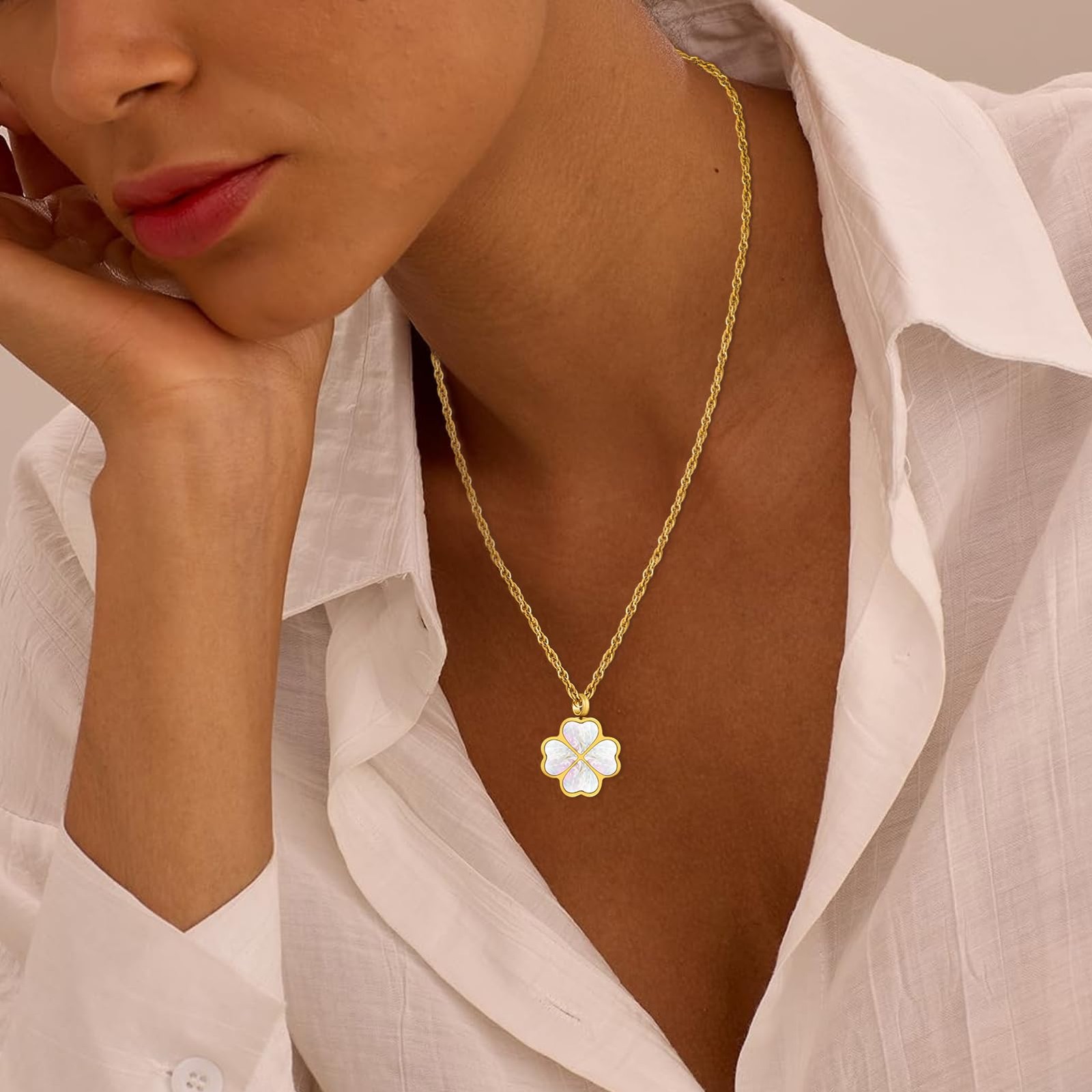 Four Leaf Clover Urn Necklace for Ashes for Women Memorial Cremation Jewelry …
