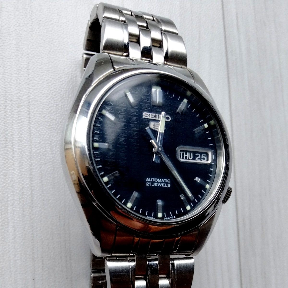 Seiko 5 SNK361K1 7S26 Automatic 21 Jewels Navy Monogram Dial See-Through Back Da