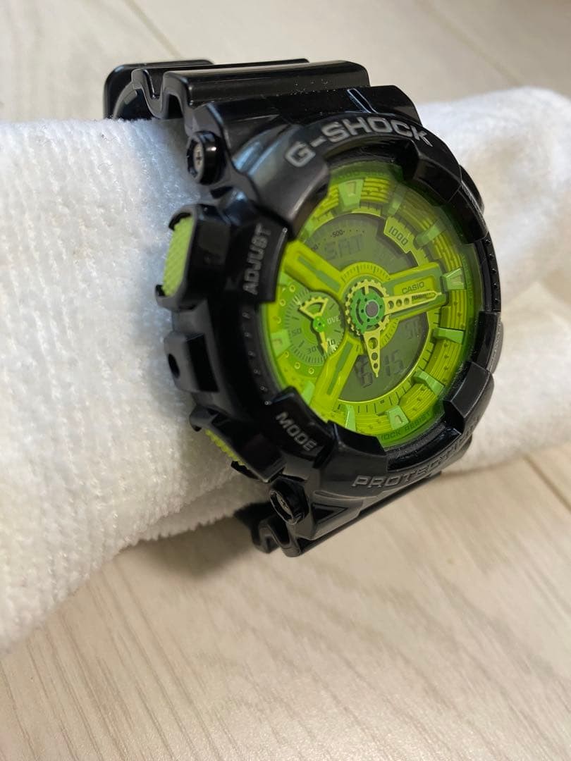 [Excellent Condition] G-SHOCK Watch, Black x Lime Green, GA-110