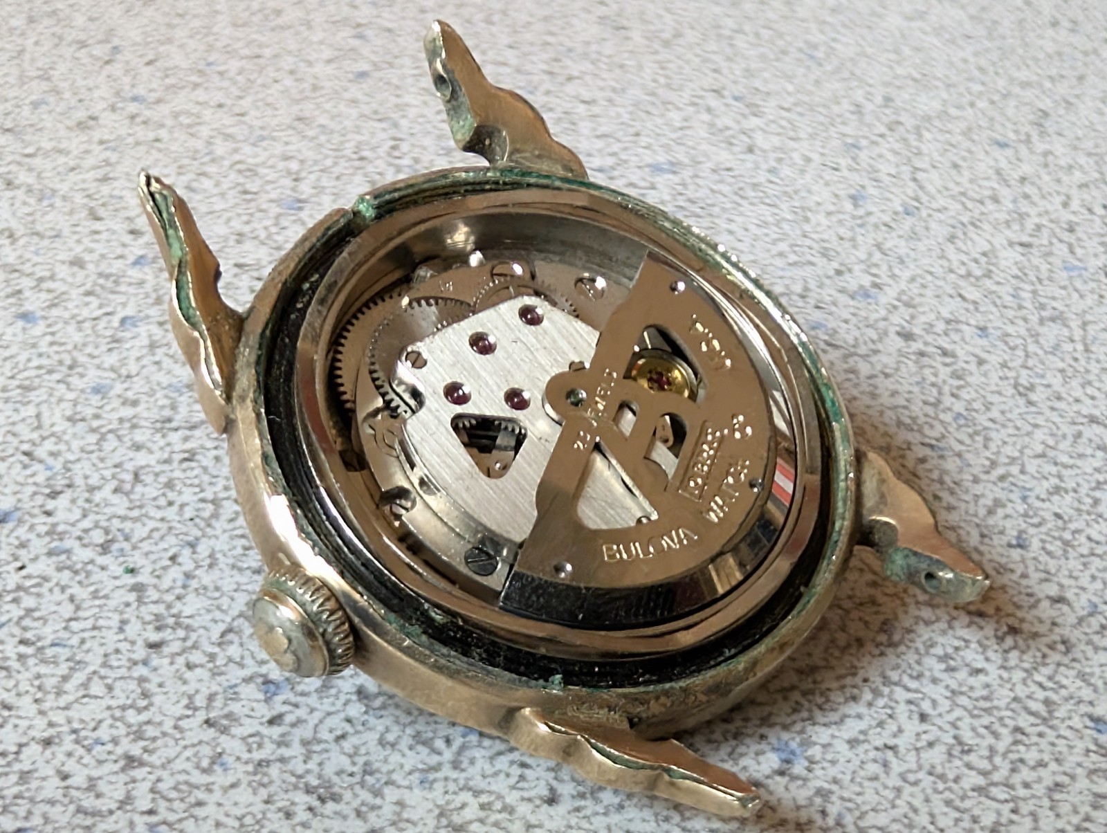 c1950’s BULOVA 23J 6 ADJUSTMENT SELF WINDING WATCH~KEEPS TIME REPAIR or PARTS