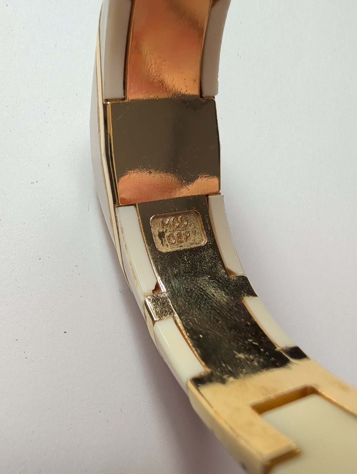 Vintage Lucerne Swiss Mechanical Bangle Watch Women’s Gold Tone White Modern