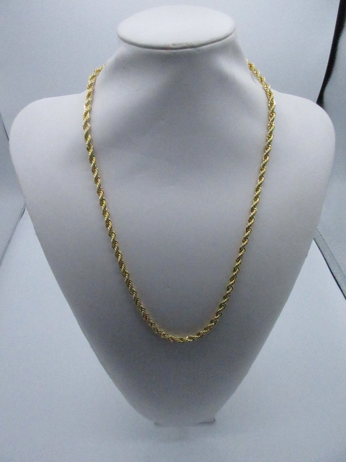 24KGP Plated Gold Necklace Thick Twisted Chain Elegant 23″ Shiny Unique Bin8