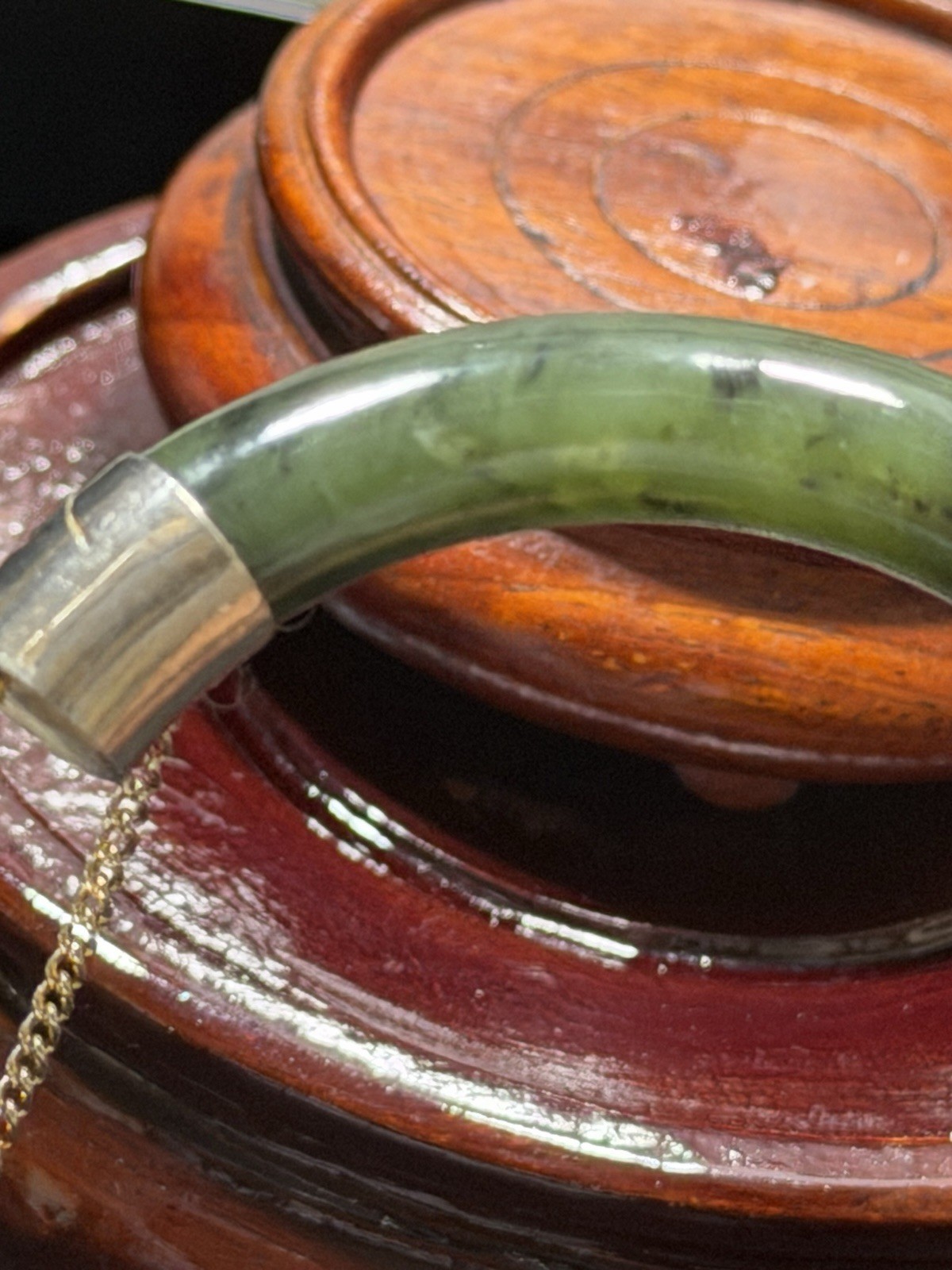 Vintage Jade And Sterling Silver Hinged Bangle Bracelet With Safety Chain