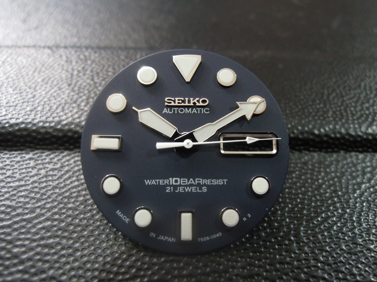 NEW REPLACEMENT DARK BLUE DIAL & HANDS LARGE DIVERS 10 BAR SKX032 (7S26-0040)