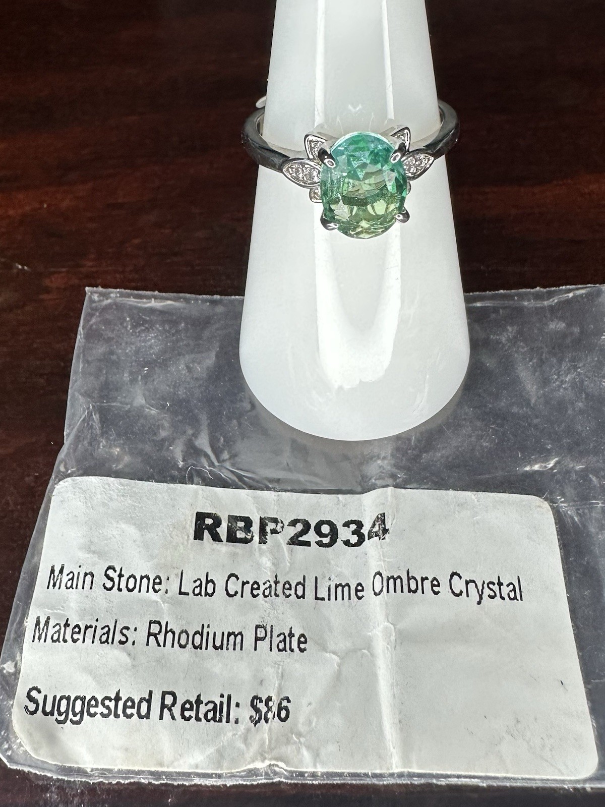 Bomb Party Ring- Retro- 2934- Lab Created Lime Ombré- Size 7- Rhodium Plated