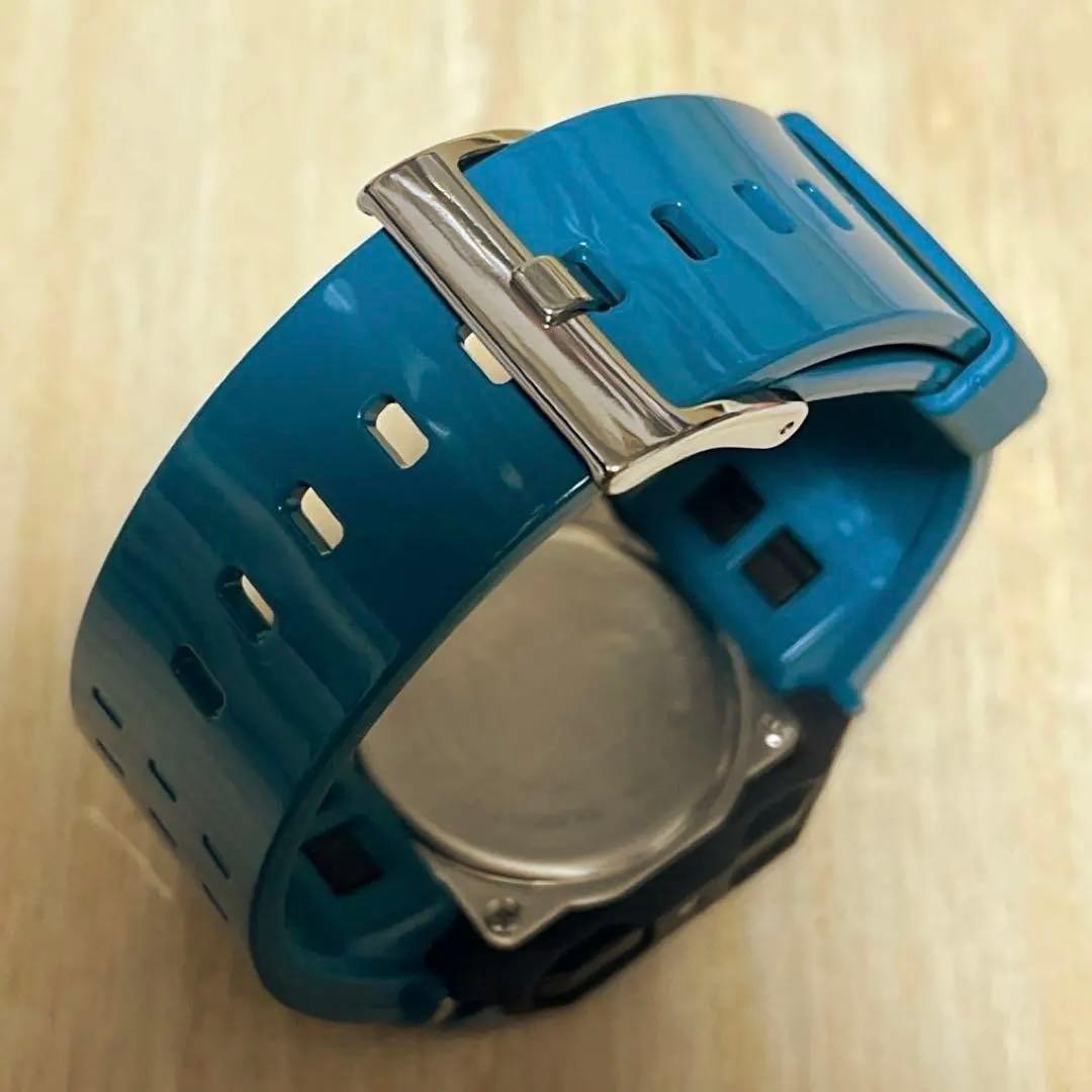 Discontinued Near Fully G-SHOCK G-8100 Turquoise Blue With Box
