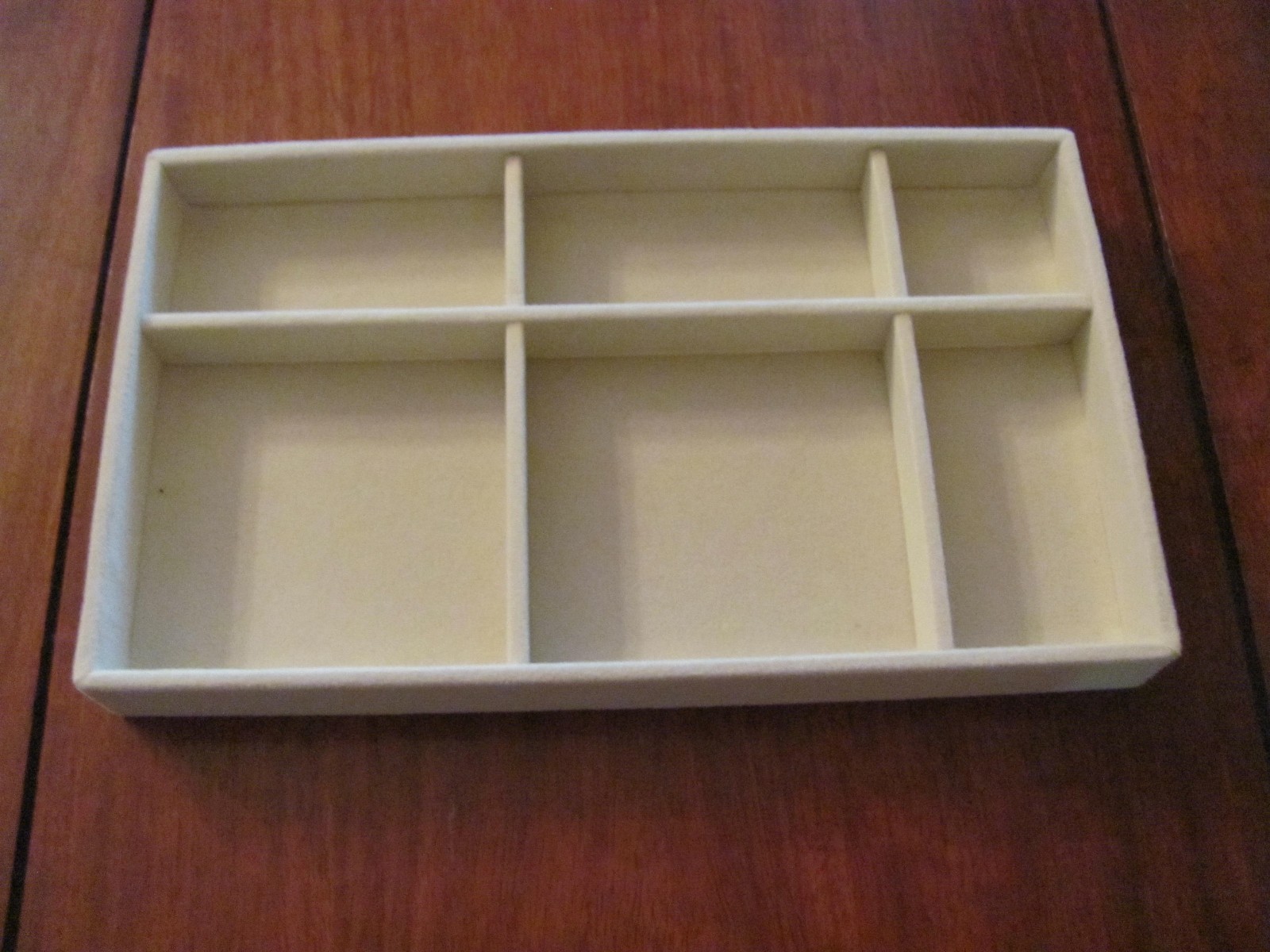 PRE-OWNED LOT OF 3 DIFF. JEWELRY TRAYS (8.25 L X 5″ W EACH)