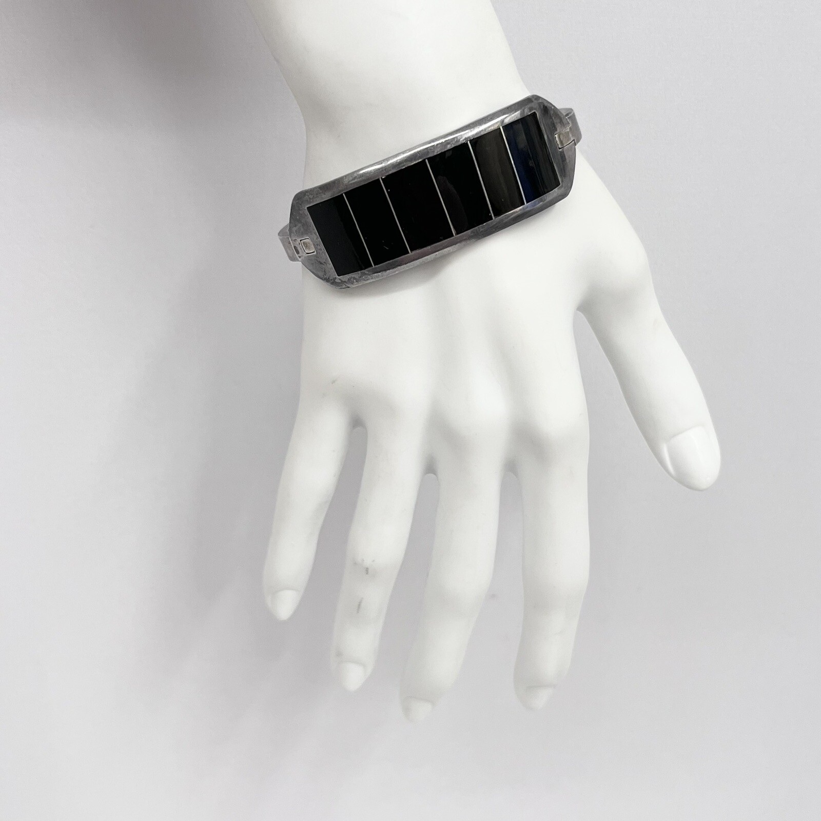Vintage Sterling Black Enamel Mexico Bracelet Weighs 45 Grams Fabulous ARTSY