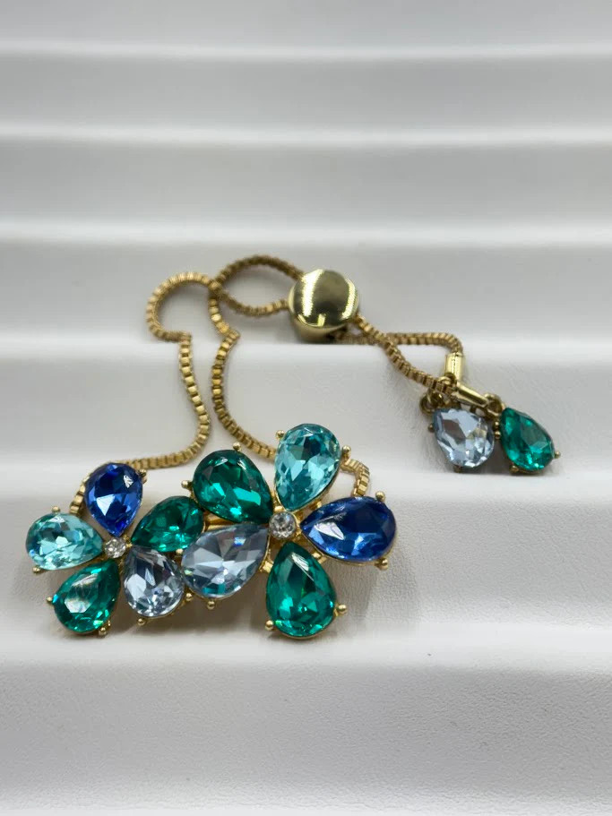 Isaac Mizrahi Live! Goldtone Adjustable Blue Crystal Flower Bracelet.