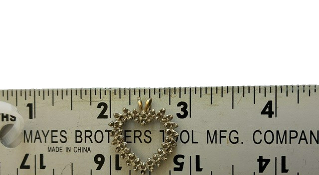 10K Yellow Gold Diamond Love Heart Pendant 2.4g.