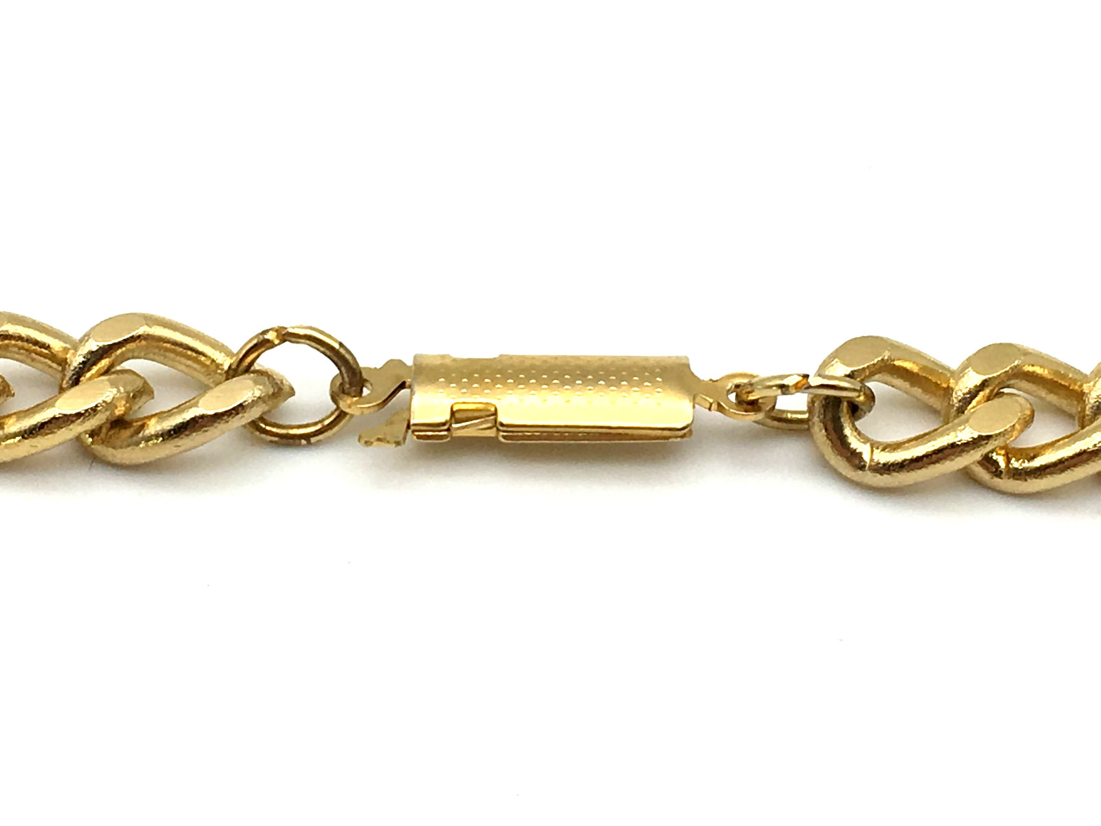 Vintage GoldTone Various Size Heart Charms 16″ Chain Necklace Push Lock Clasp