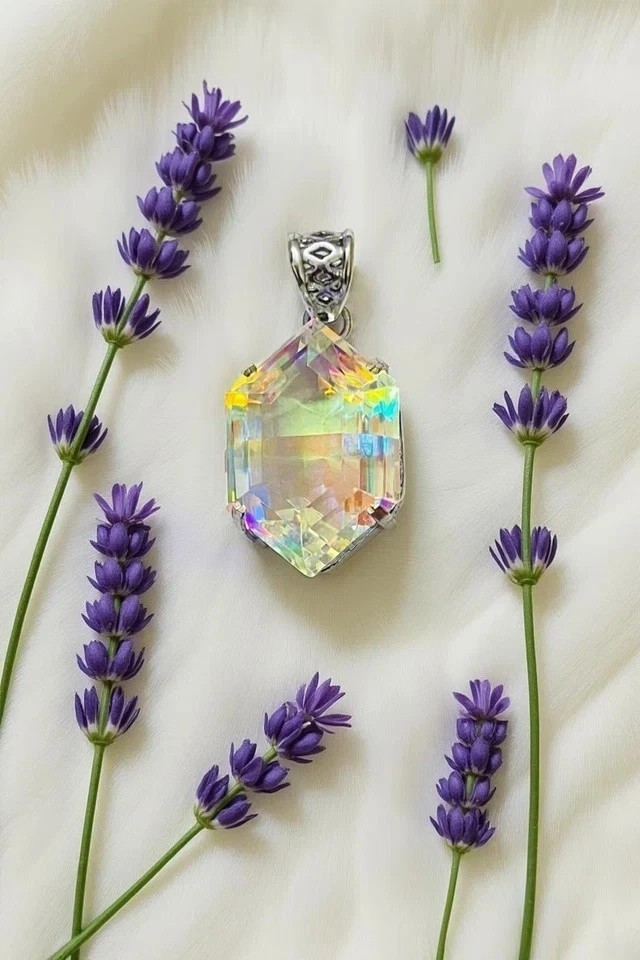 Natural 109.50 Ct+ Bi-Color Mystic Topaz Fancy Cut 925 Silver Pendant Gemstone.