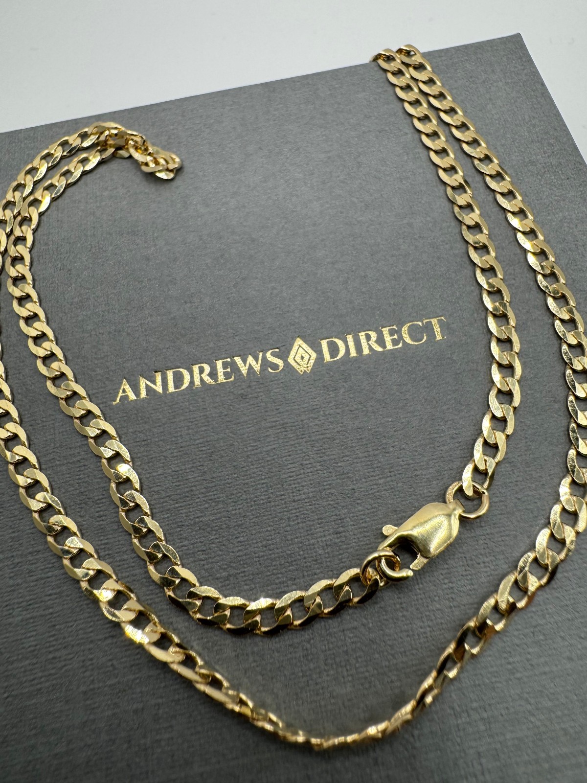 9ct Yellow Solid Gold 3.1mm Curb Link 20 Inch / 50cm Necklace (G80MC)