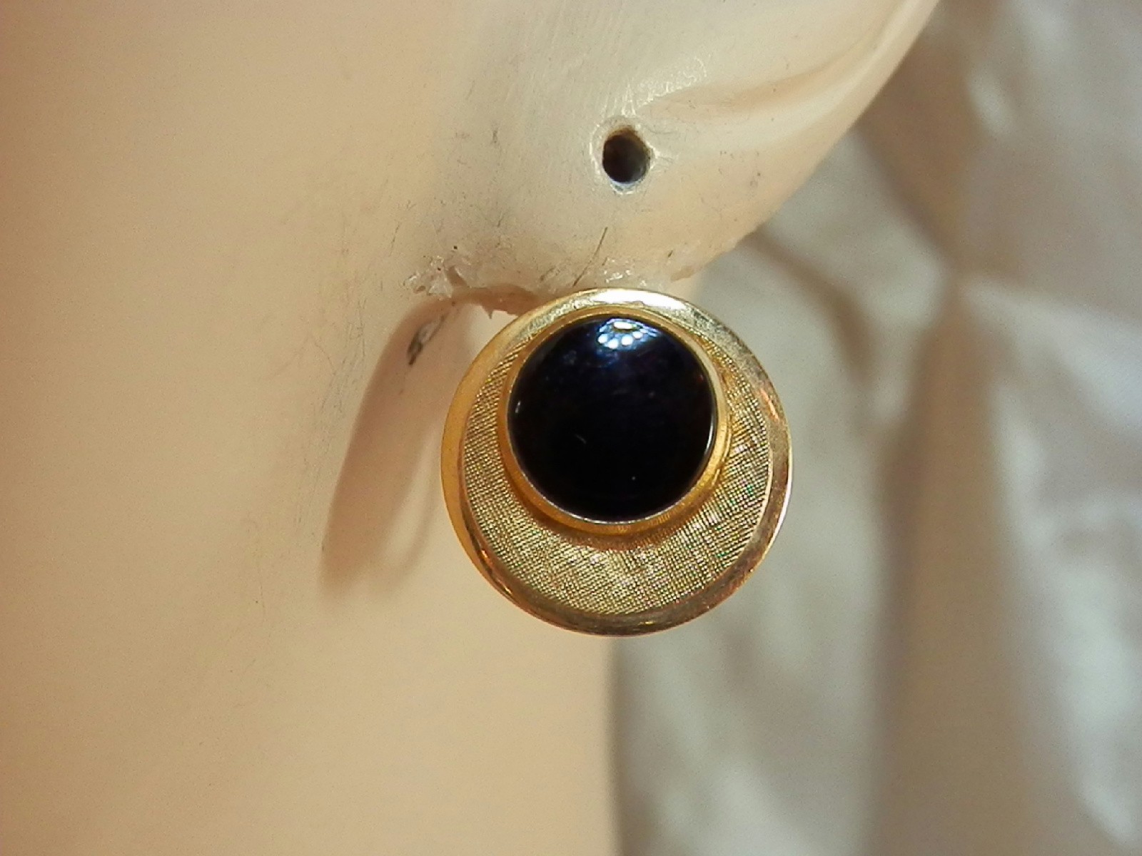 A&S Signed 12K Gold Filled Vintage 50’s Onyx Earrings 34F5