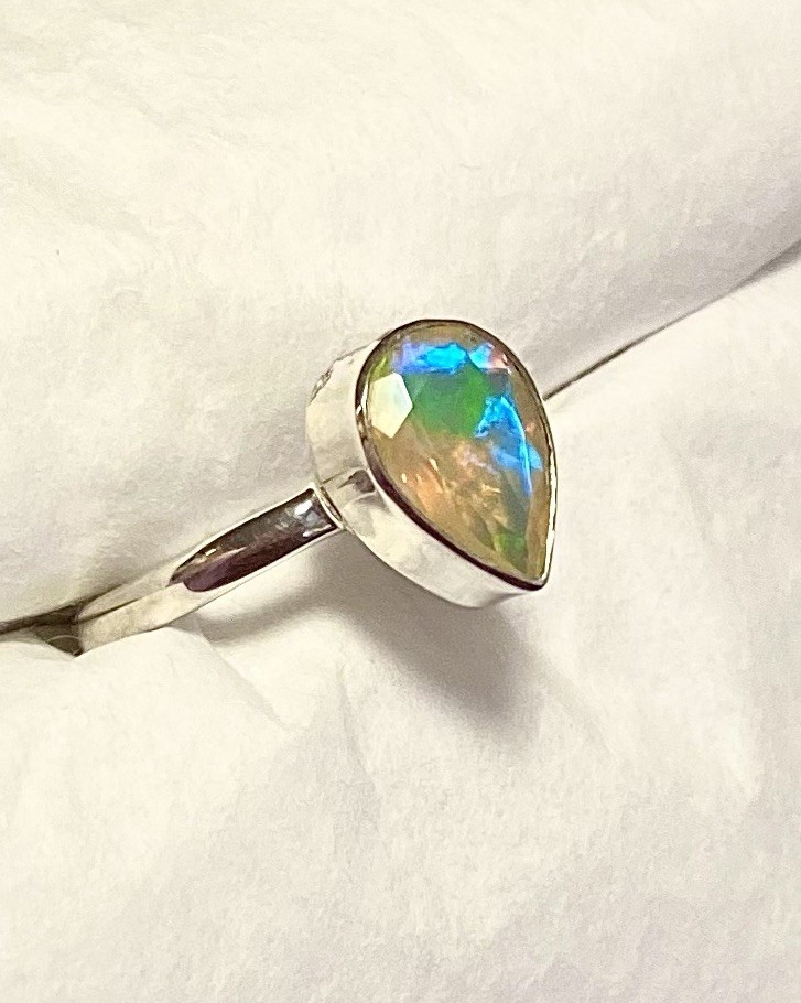 Brilliant Natural Faceted Ethiopian Opal Ring 925 Sterling Silver Size 7🌹