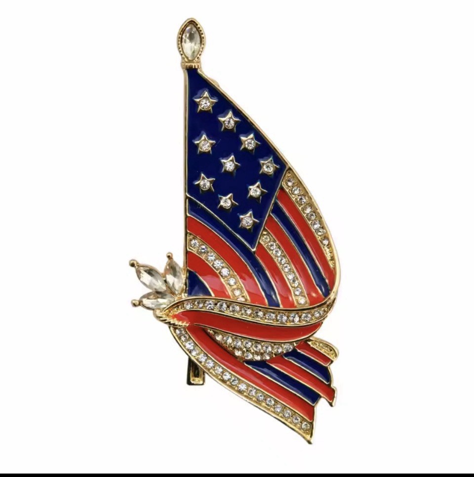 USA FLAG Patriotic Brooch Pin Red White Blue Rhinestones Enamel Gold Trim NEW