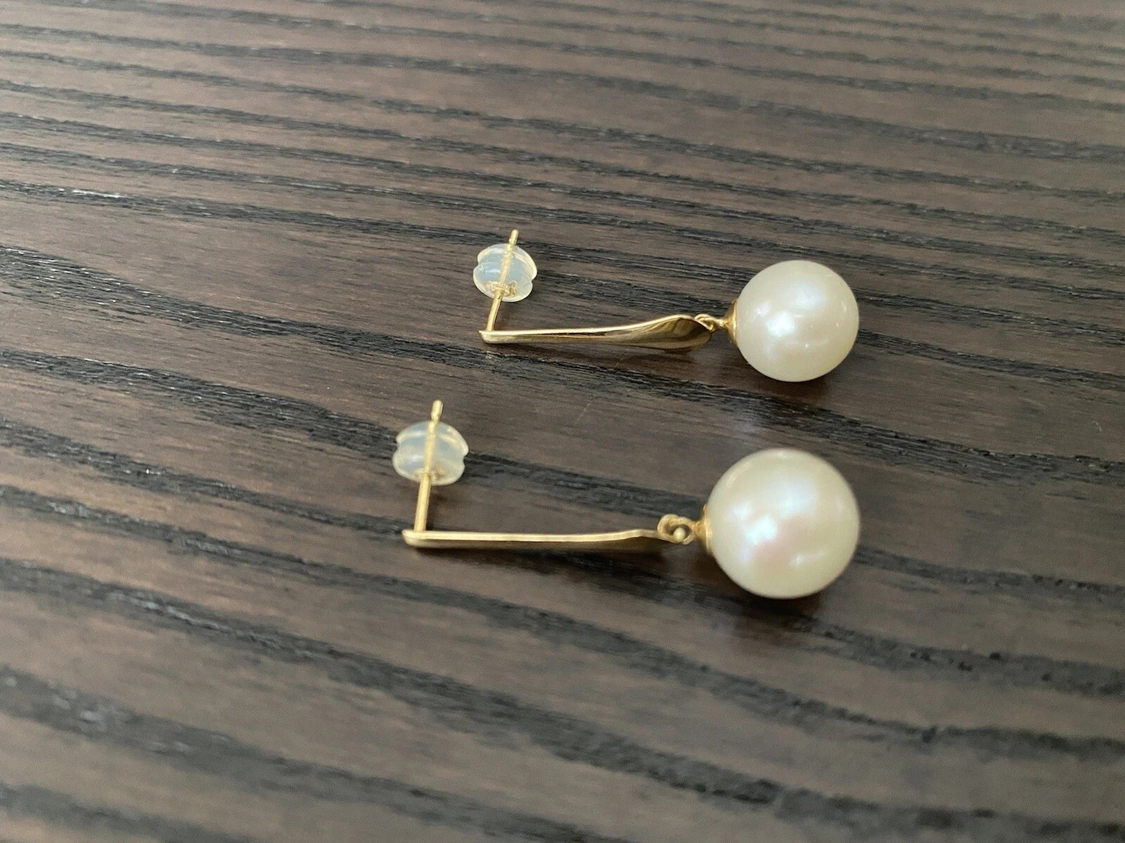 18k Gold natural freshwater white pearl
