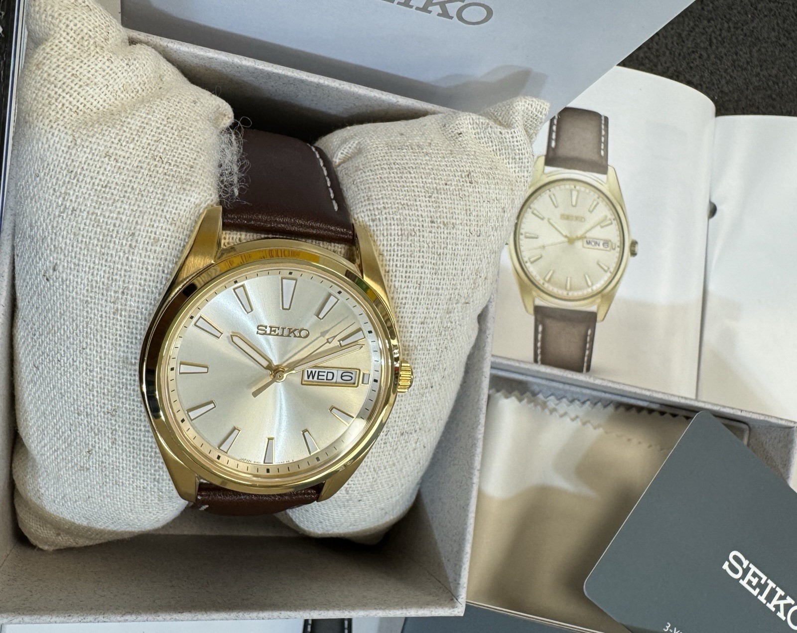 Seiko Quartz Classic Men’s Gold Tone Leather Strap Watch SUR450 Made In Japan