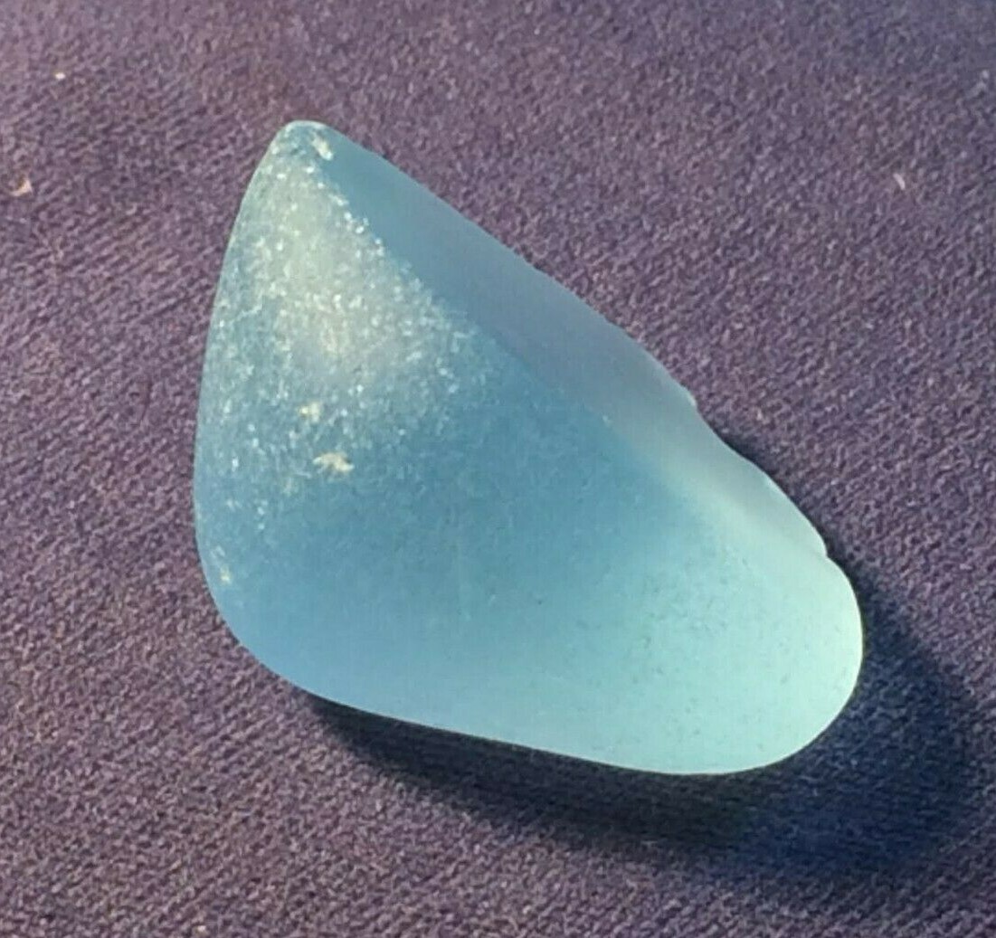 Topaz Swiss Blue Faceting Rough Supper Clean Very Bright Stones From 30 – 60 ct