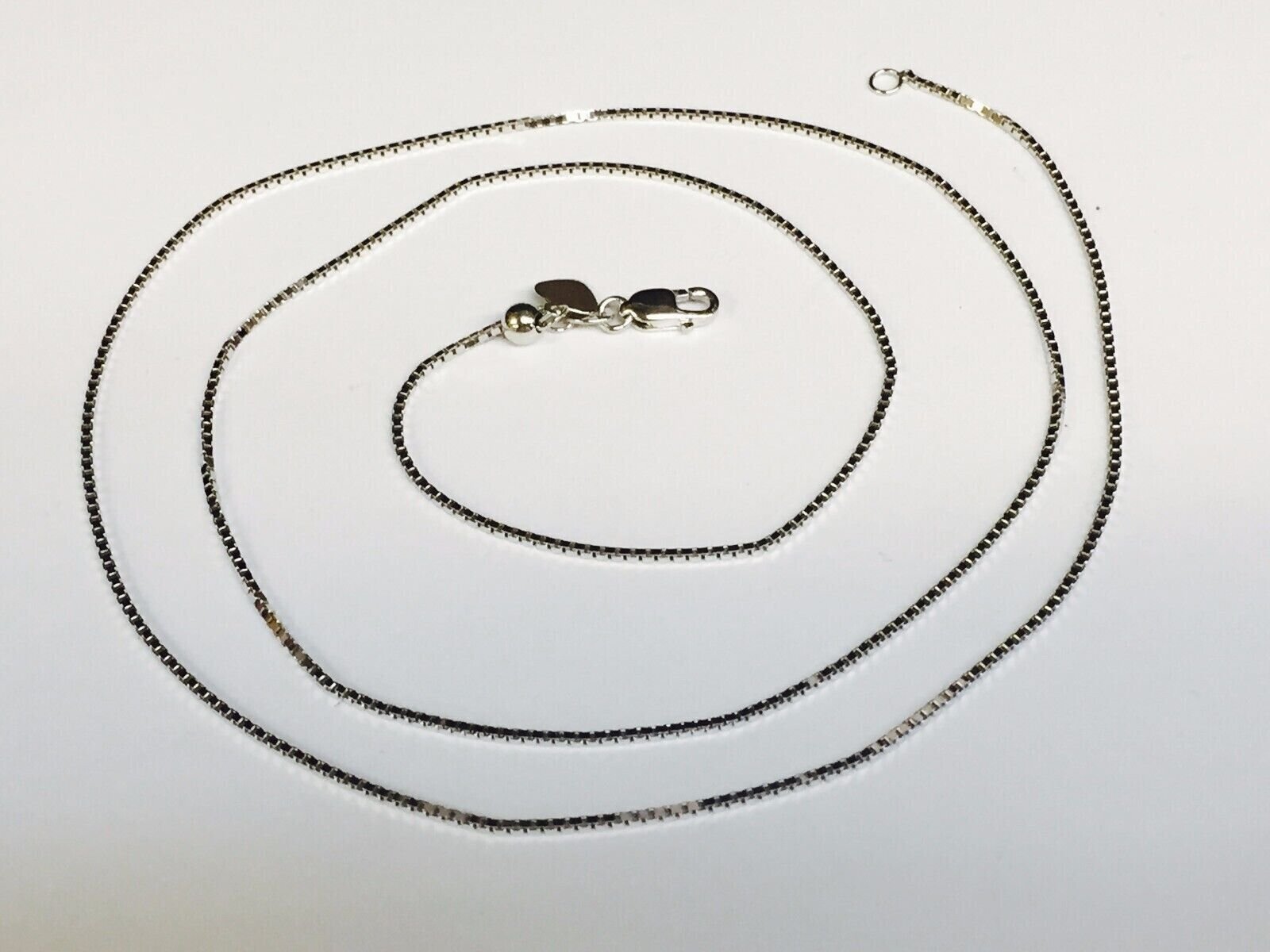 14k WHITE Gold 18″-22′ Adjustable Box Pendant Chain/Necklace 1.1MM 4.1 gram