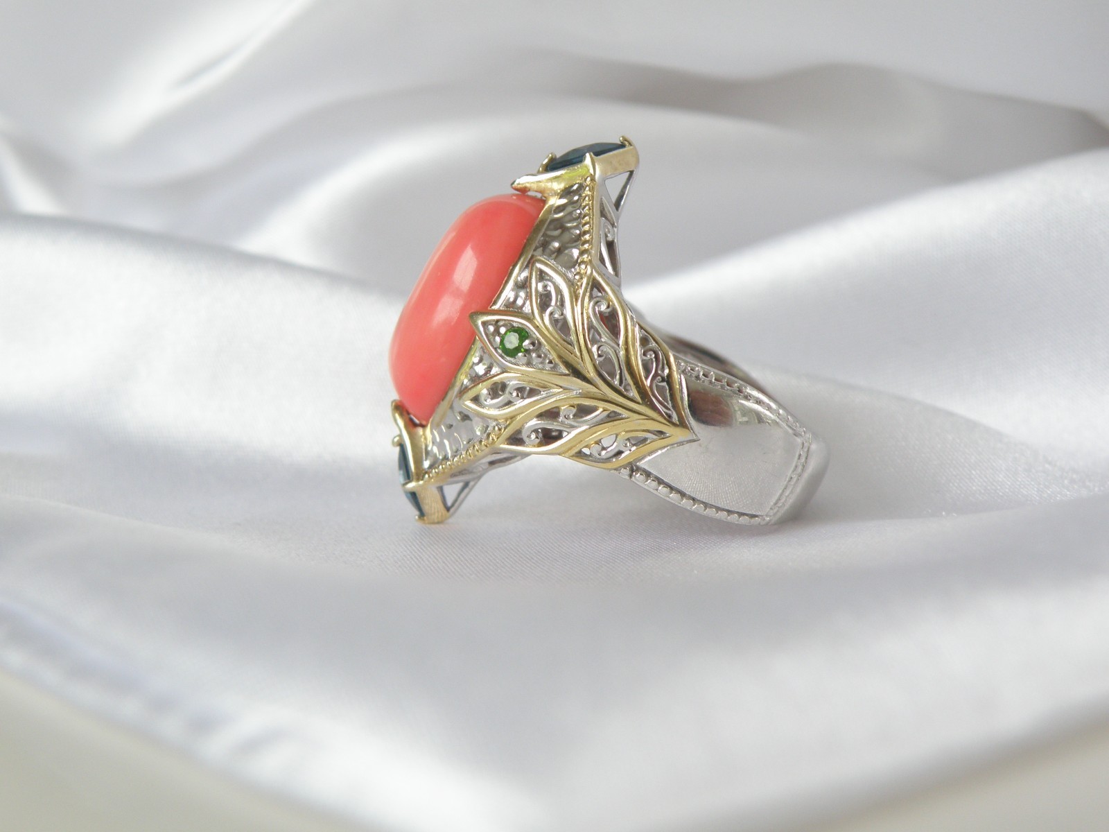 Gems en Vogue Michael Valitutti Sterling Silver 925 Pink Coral Statement Ring 10