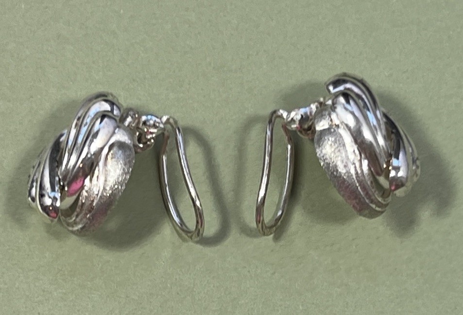 Vintage Classic 925 Silver Round Knot Clip On Earrings Germany Wire Back 7.71g