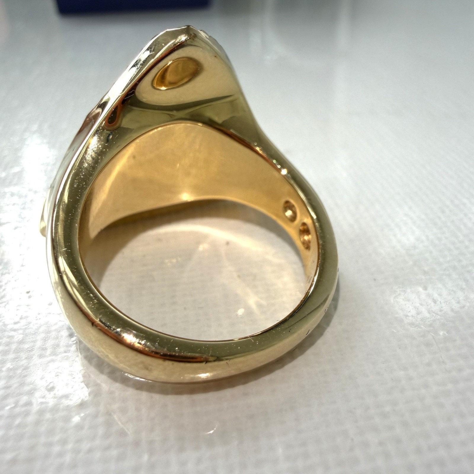 Swarovski Ring Gold Tone Crystals Size 58 P 1/2 Vintage In Box