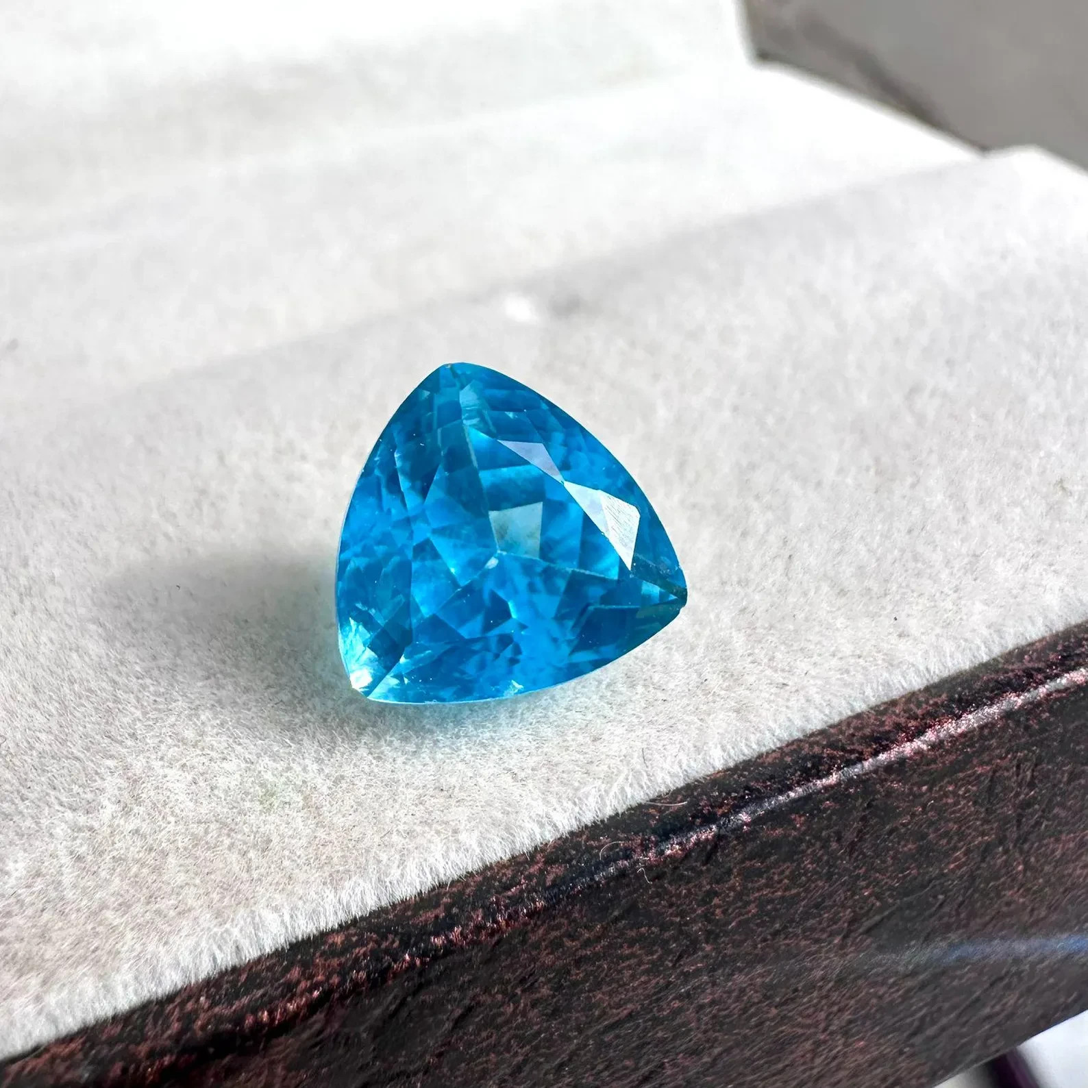 Certified Natural Neon Blue Green Paraiba Tourmaline 10.23 Ct Round Gemstone A+