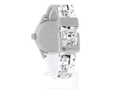 CITIZEN Q&Q SmileSolar RP01-808 Snoopy Peanuts Solar Watch White 10ATM Japan