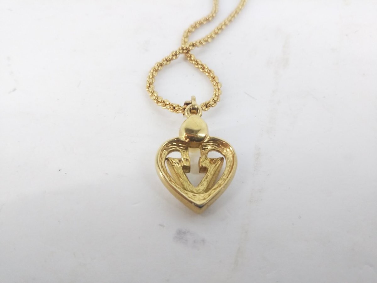 VALENTINO Metal Necklace Gold Heart V Logo Vintage Chain Length Approx 25.5cm