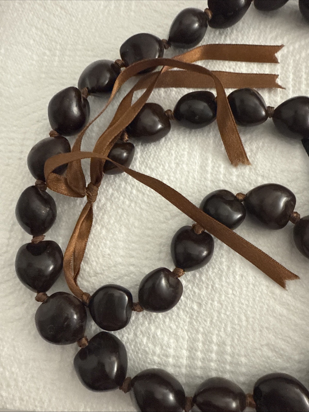Kuikui Nut Lei Necklace And Bracelet Brown Dark Black (Lot #243)