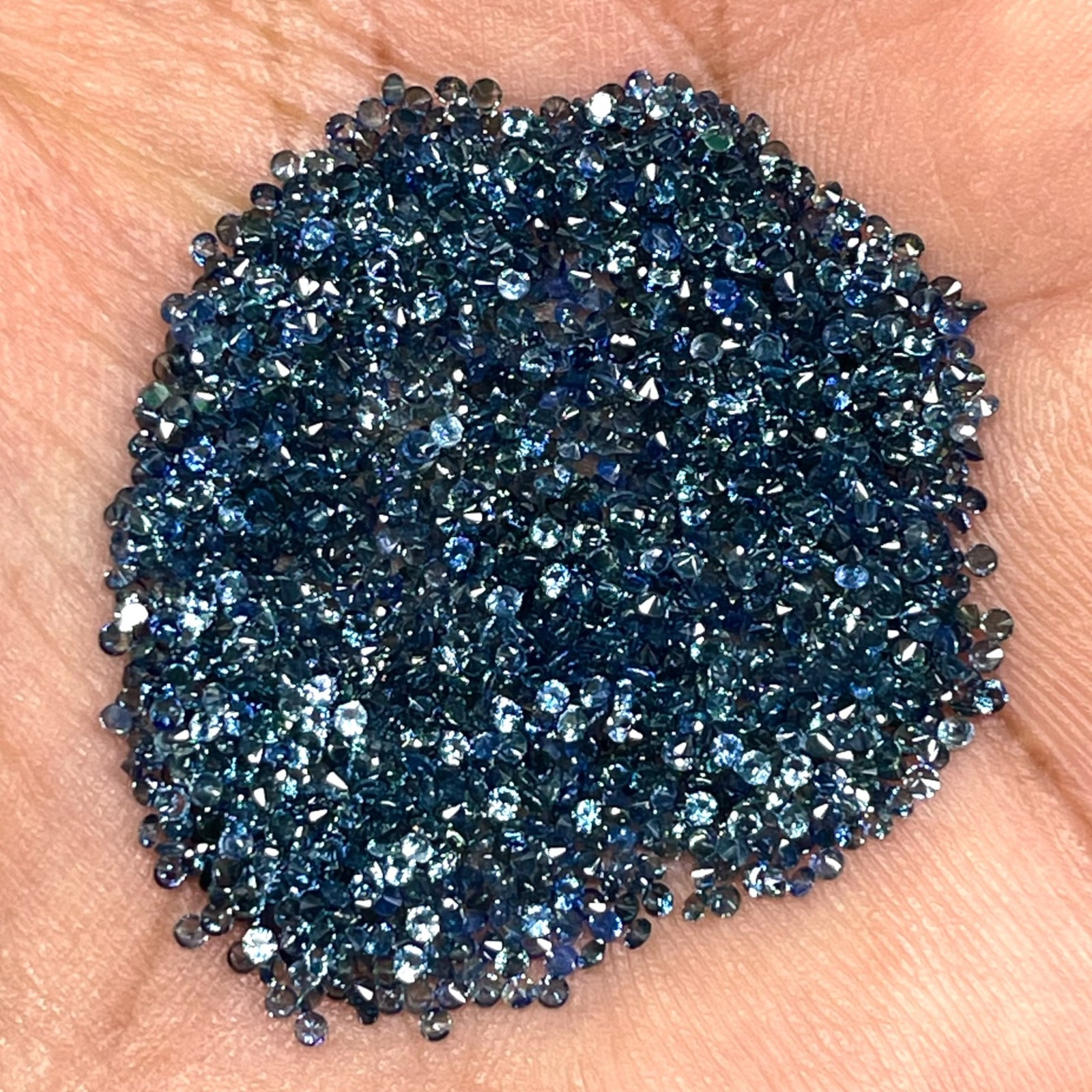 VVS 100 Pcs Natural Ceylon Blue Sapphire 1.4mm Round Diamond Cut Loose Gemstones