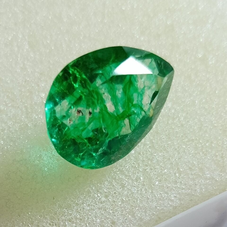 Green COLOMBIAN Emerald Pear Shape CERTIFIED Loose Gemstone 8.54 Ct Natural