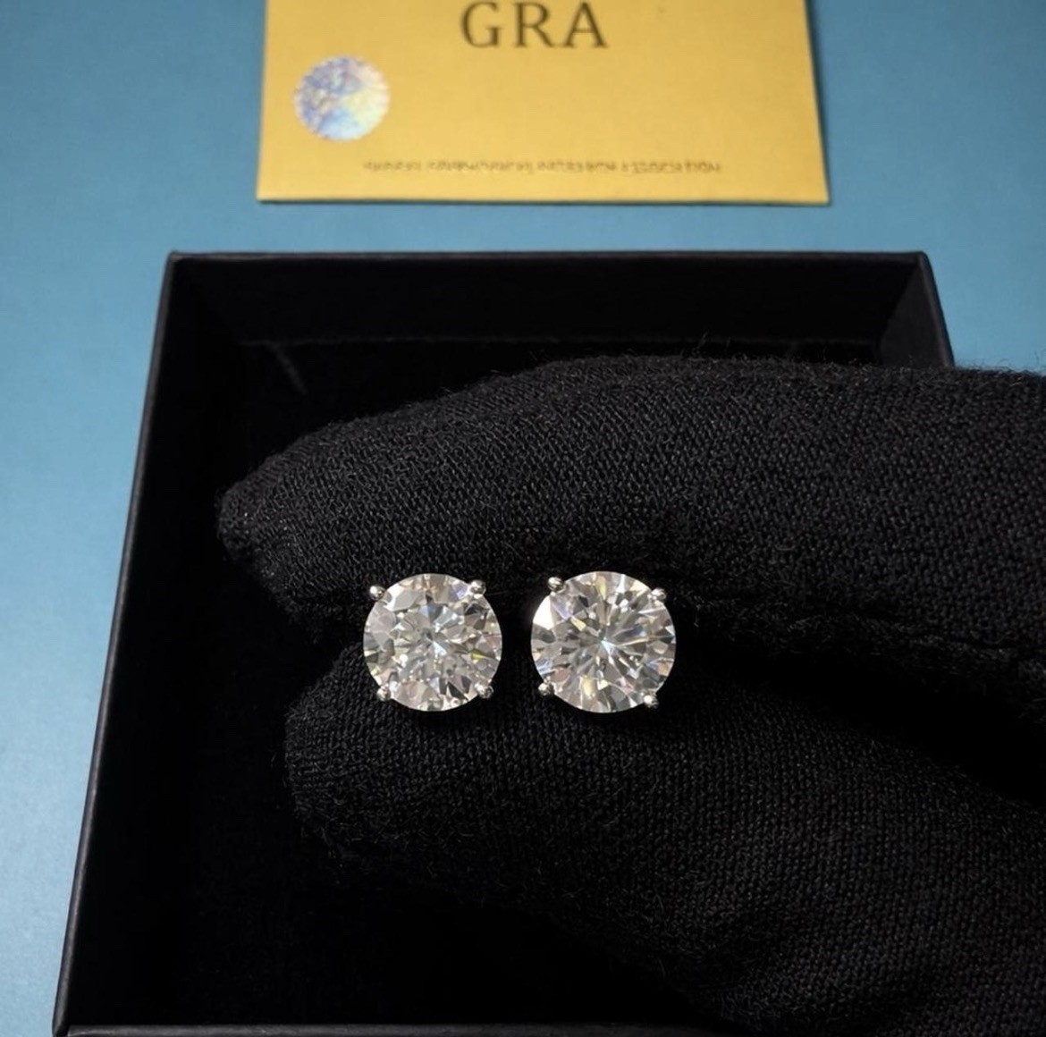 2.0CT VVS1 Brilliant GRA Certified Moissanite Stud Earrings Passes test