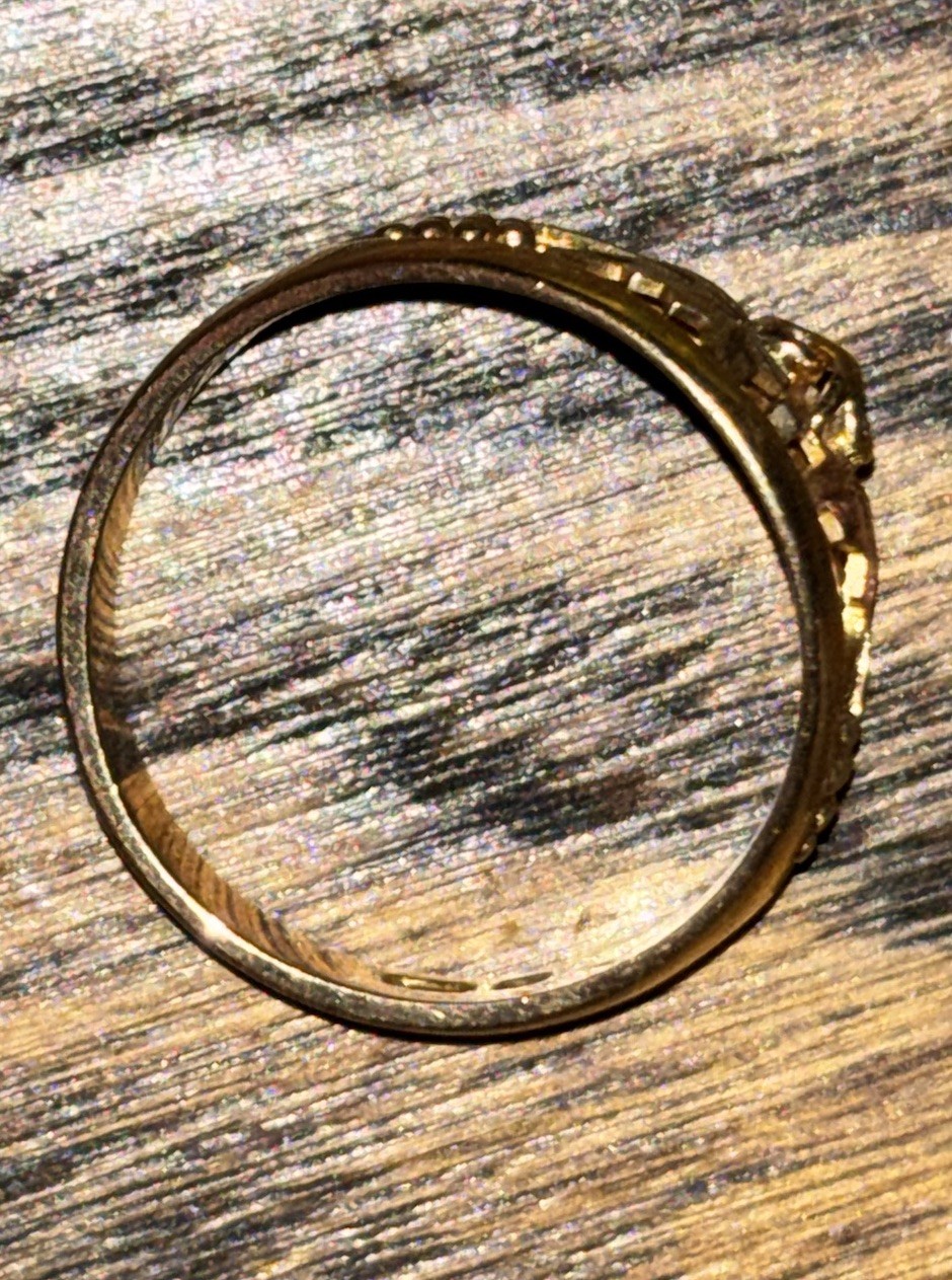 10k Yellow Gold Men’s Landstrom’s Black Hills Gold Tapered Band Ring Size 12