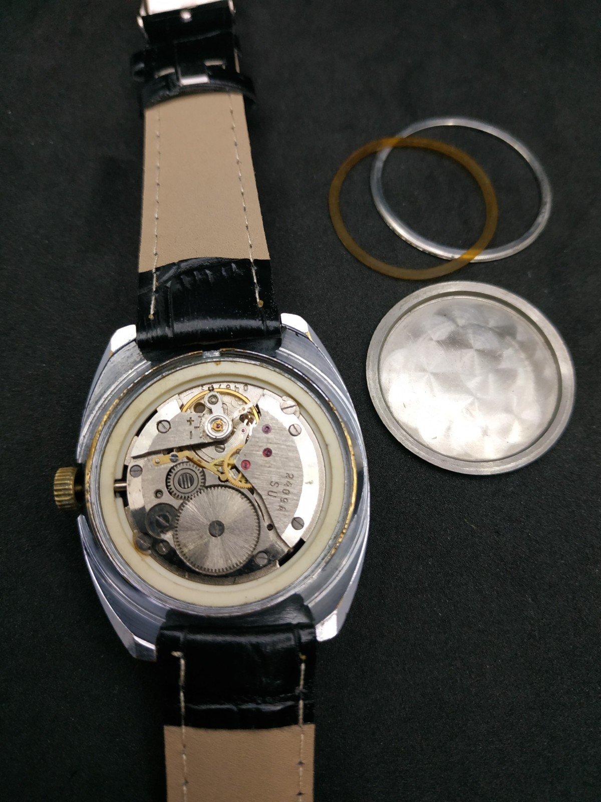 Men’s Dress Watch Wostok Vintage USSR Mechanical 2409A Retro Vostok Black Soviet