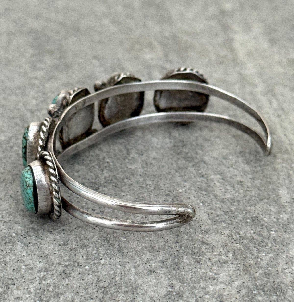 Vintage Native American Navajo NUMBER 8 MINE Turquoise Sterling Bracelet 6.7 in