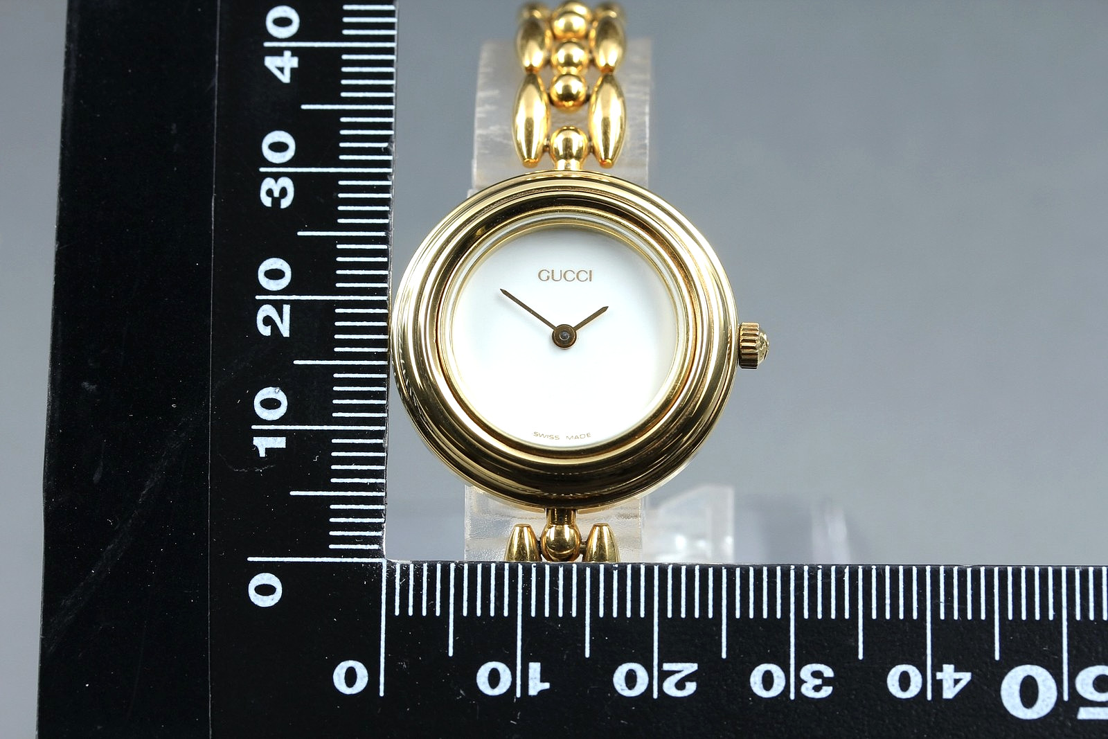 [Near MINT] GUCCI Change Bezel 11/12.2 26mm Gold Quartz Women’s Watch From Japan