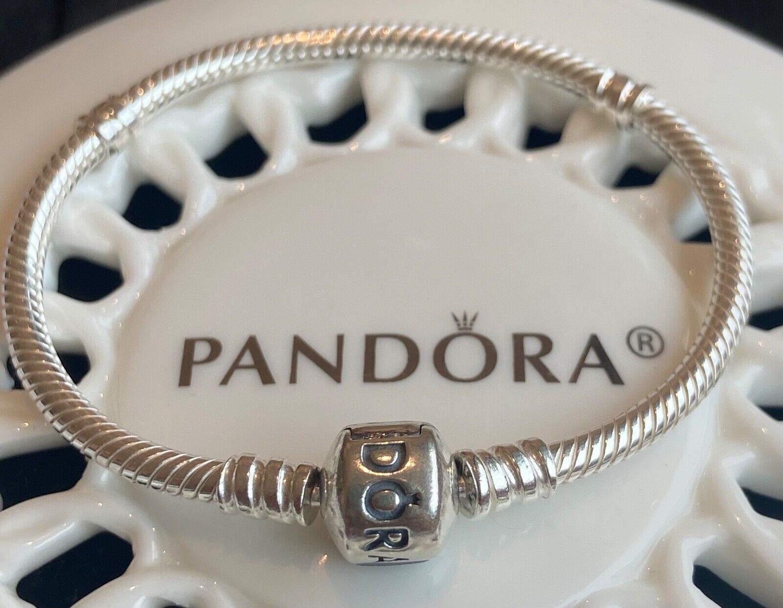 Authentic Pandora MOMENTS Snake Chain Bracelet #590702HV