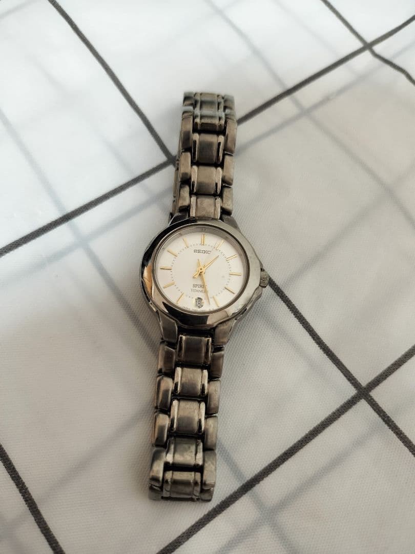 Excellent condition SEIKO SPIRIT TITANIUM 7N82-0380 wristwatch