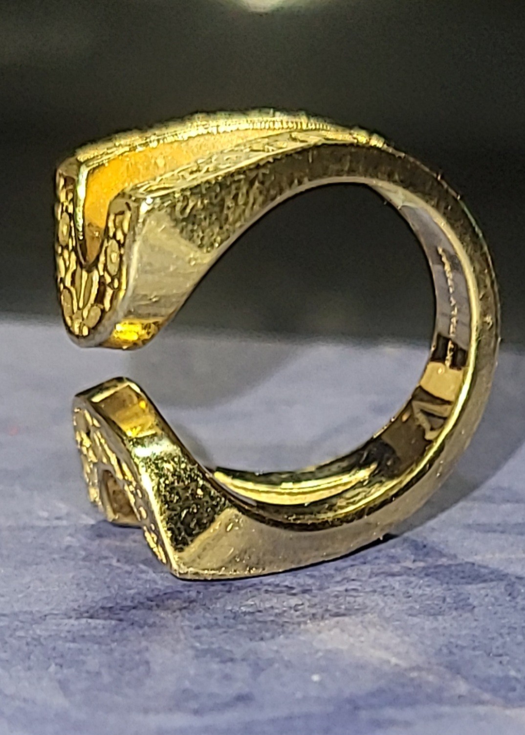 Golden Clef International 14K Gold Double Horseshoe Ring Italy 1758AR Size 5