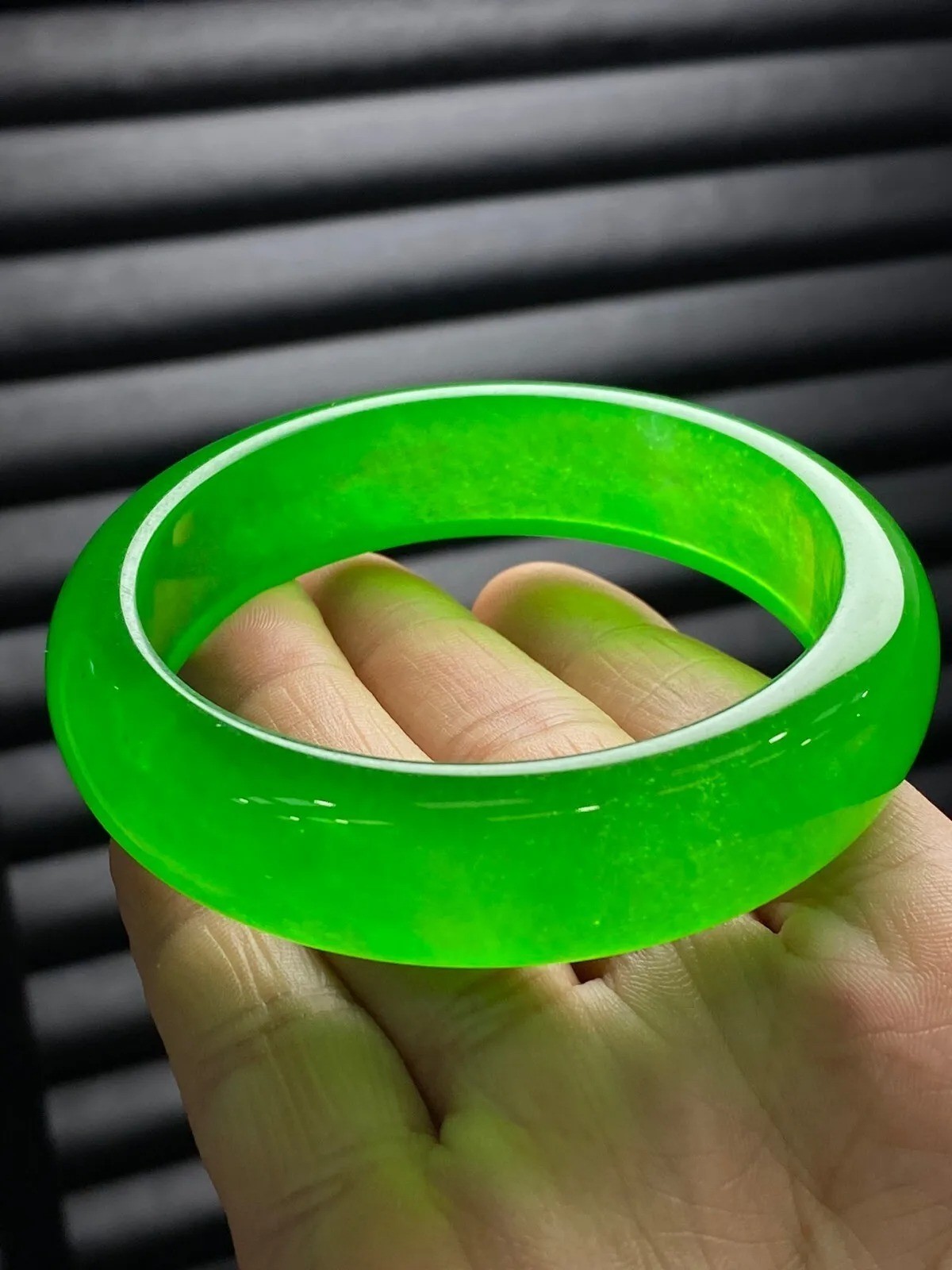 Natural Grade AAA Icy Green Myanmar Jade jadeite bracelets Bangle 54-64mm