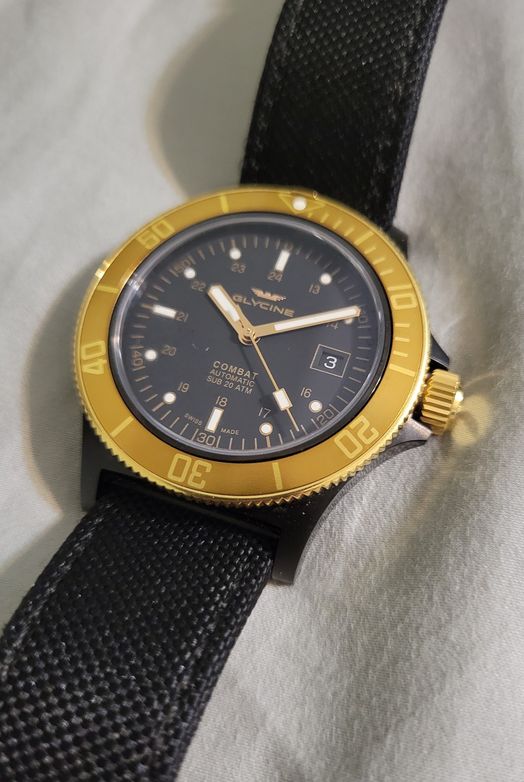 Glycine ” Golden Eye ” GL0093 42mm Automatik Men’s Watch – Black