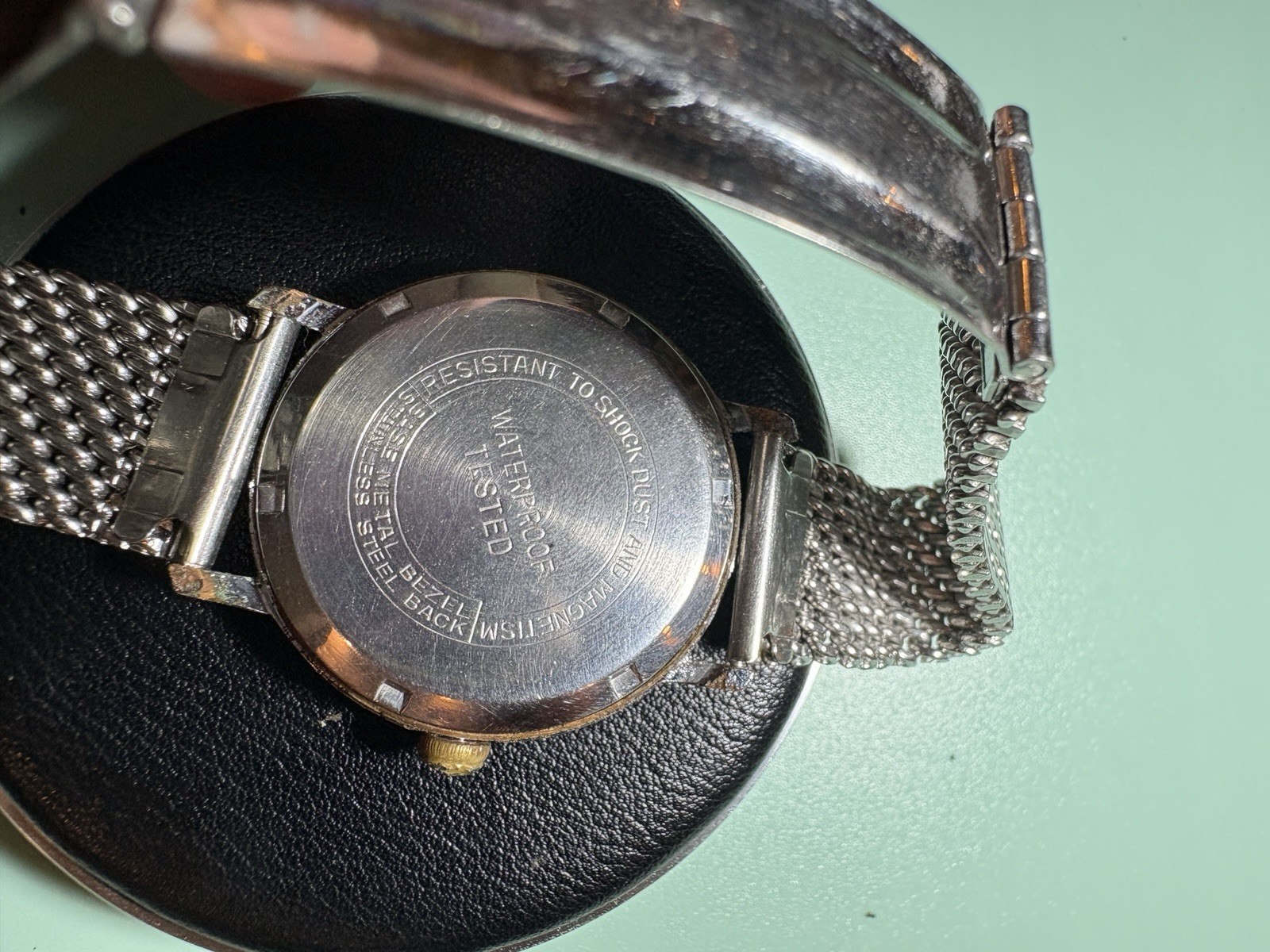 Running ‘60s Helbros Invincible 21 Jewel Mechanical 34mm Red Dot Seconds Hand